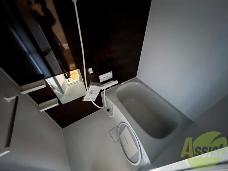 バス・シャワールーム　お風呂になります。一日の疲れを癒してくださいね。