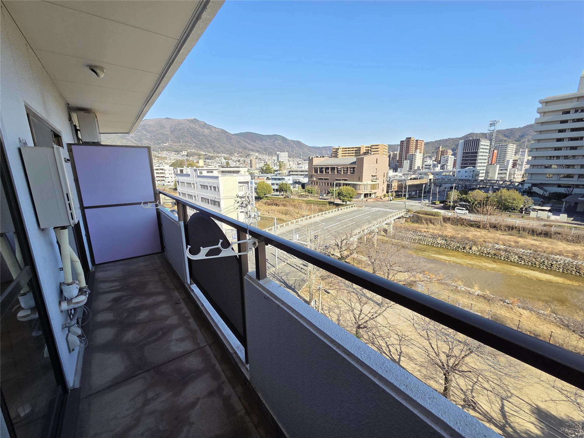 バルコニー　風通しの良いバルコニー♪