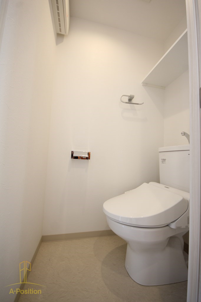 トイレ　ラクラス本町東