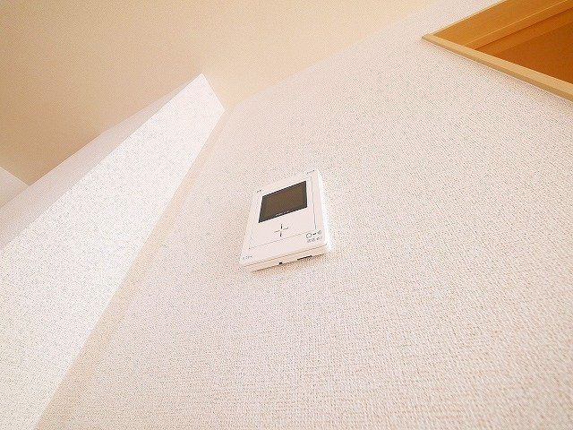 セキュリティ　モニター付きインターホンです