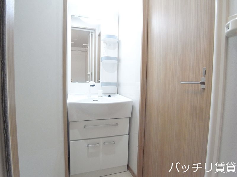 洗面設備　※室内写真等は同型タイプの為、現状優先となります。