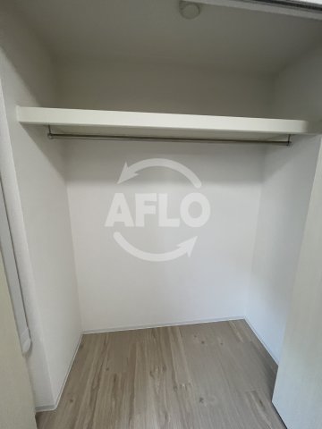 収納　ヴィーナス今里　クローゼット