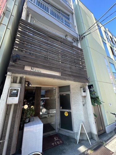 飲食店　TIES(タイズ)（飲食店）まで1767m