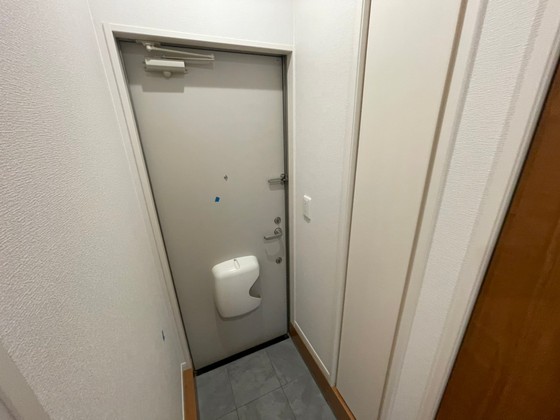 玄関　※別部屋の写真です