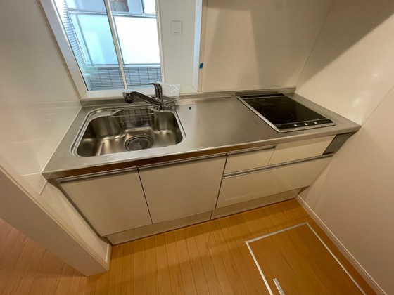 キッチン　※別部屋の写真です