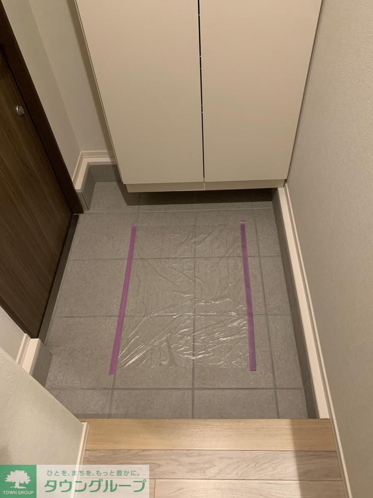 玄関　キッチン
