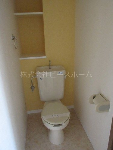 トイレ　※別号室参考写真