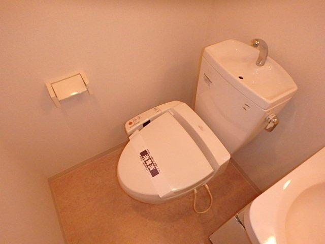 トイレ　トイレ