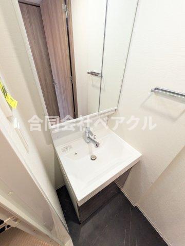 洗面設備　朝の身支度には欠かせない独立洗面化粧台