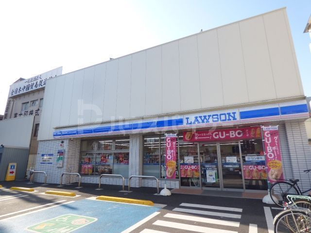 コンビニ　ローソン足立梅島二丁目店（コンビニ）まで30m