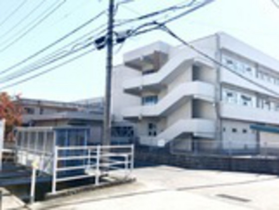 中学校　岡山市立竜操中学校（中学校）まで1167m