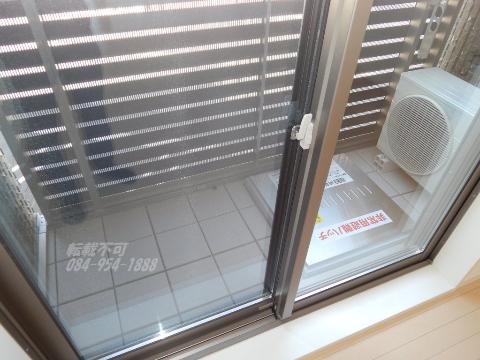 バルコニー　ベランダ