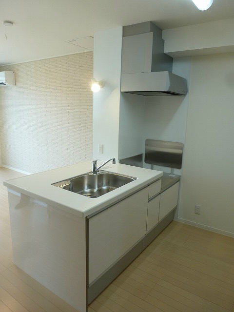 キッチン　写真は102号室です