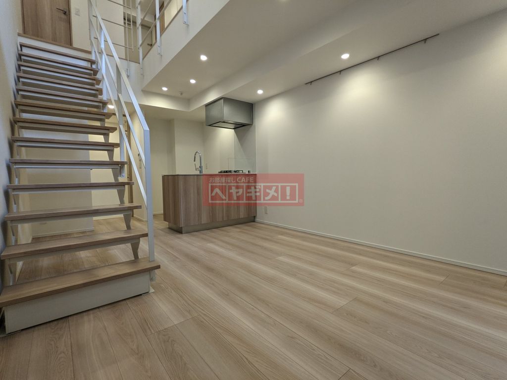 居室・リビング　エントランス