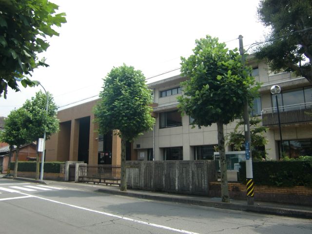 役所　北部コミュニティセンター（役所）まで240m