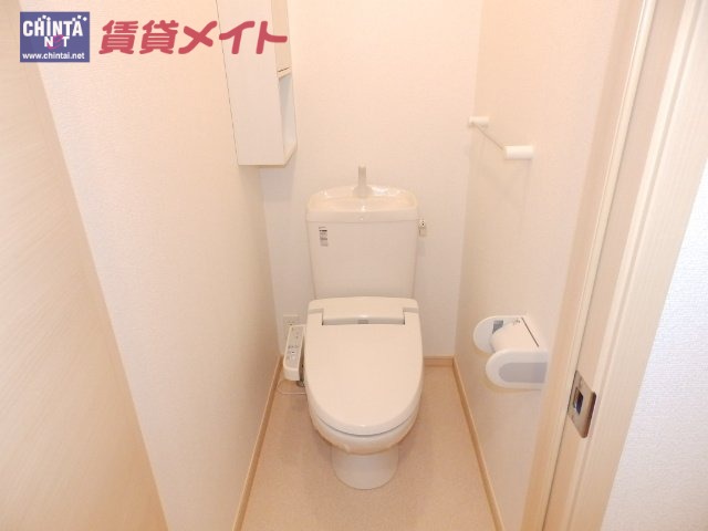 【津市河芸町西千里のアパートのトイレ】