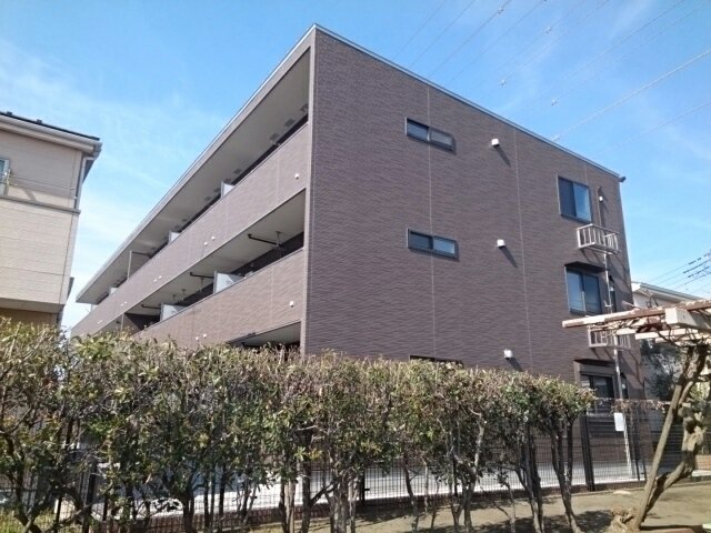 綾瀬市大上のアパートの建物外観