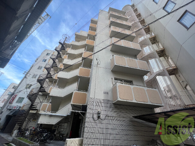 【明石市松の内のマンションの建物外観】