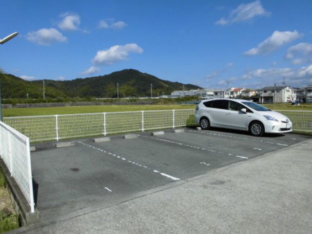 【海南市岡田のその他の駐車場】