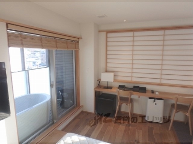 居室・リビング　洋室