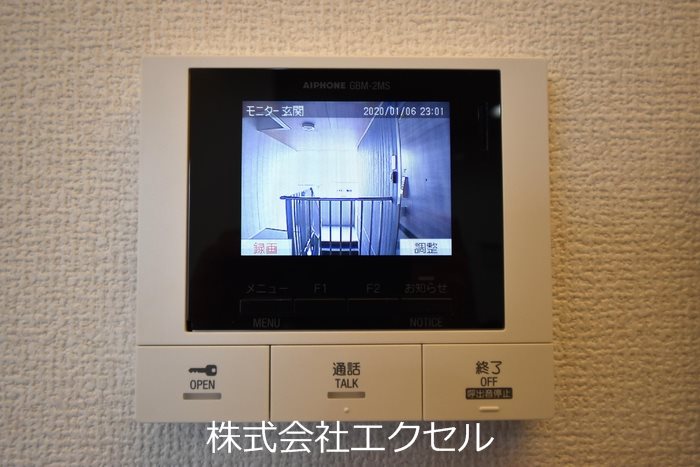 セキュリティ　モニター付きドアホンで安心です。