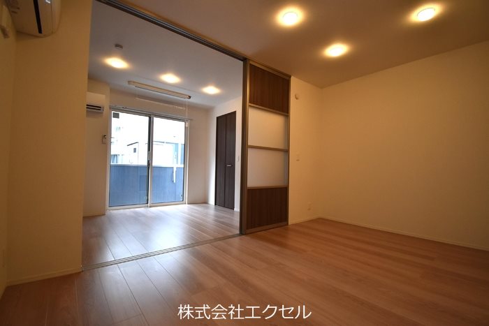 その他部屋・スペース　5.8畳の洋室です。