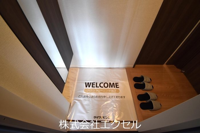 玄関　シューズボックス完備です。