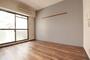 居室・リビング　同物件別号室