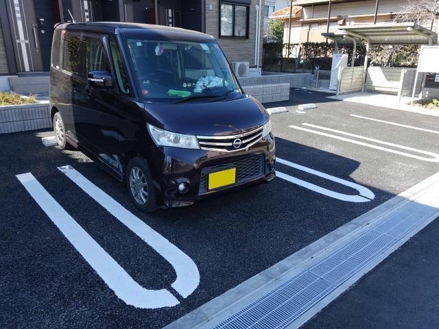 駐車場　駐車場