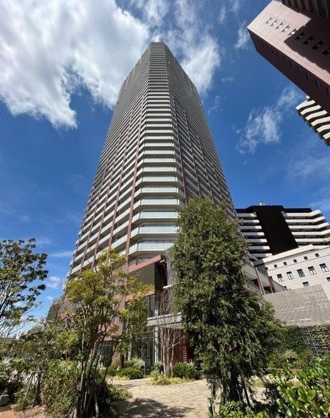 阿波座ライズタワーズフラッグ４６の建物外観