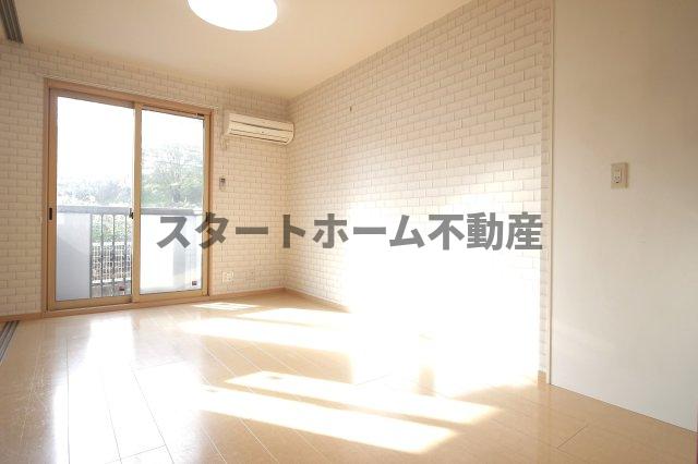 居室・リビング　使いやすい居間です