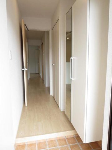 玄関　明るい玄関です