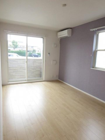 居室・リビング　居間です