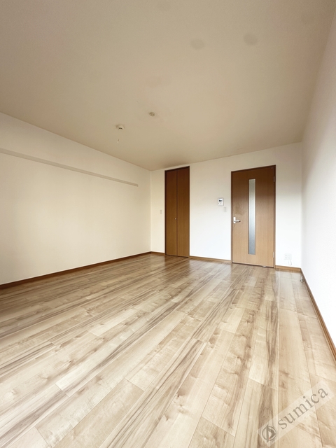 居室・リビング　広々１０帖・レイアウトは自由自在です♪♪