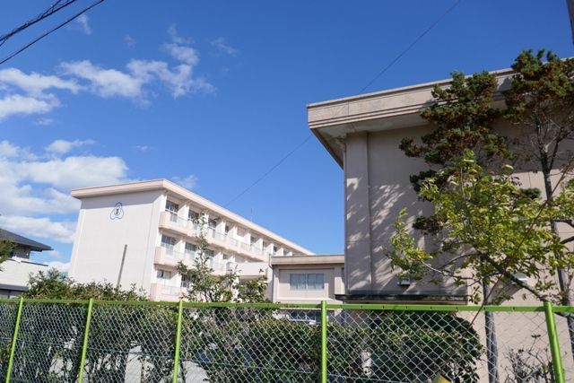 小学校　東部小学校（小学校）まで4156m