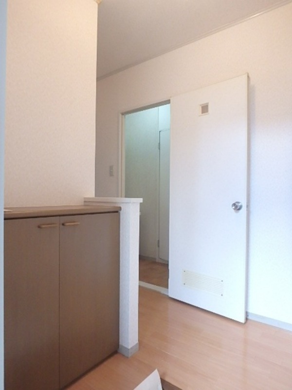 玄関　図面と現状に相違がある場合には現状を優先