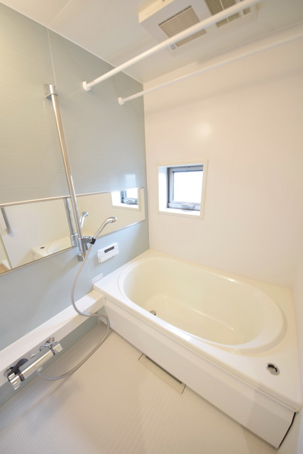 バス・シャワールーム　～１日の疲れを流しましょう～