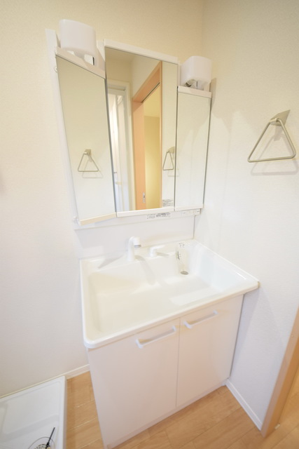 洗面設備　～ハミガキ、ハミガキ～