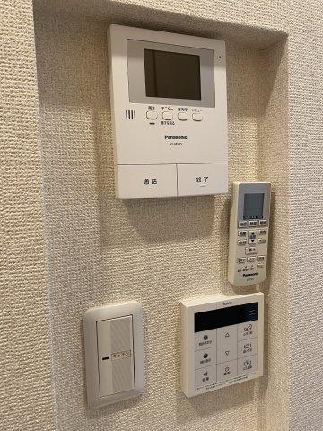 セキュリティ　モニター付きインターホン♪