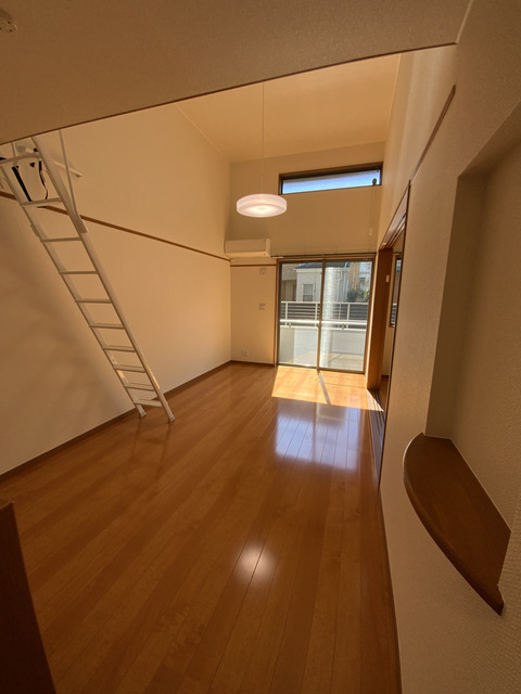 居室・リビング　リビング