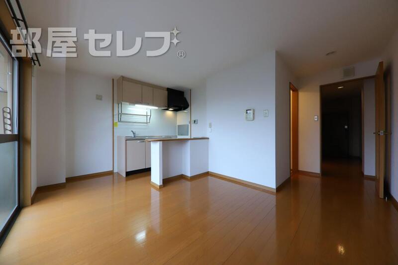 居室・リビング　リビング、日当たり良好ですよ。