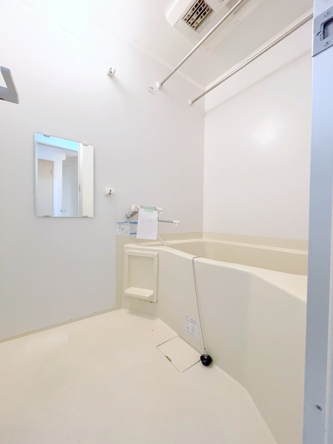 バス・シャワールーム　きれいなお風呂で快適バスタイム♪