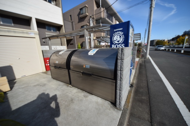 その他共有部分　★今日は確か燃えるごみだったかな★