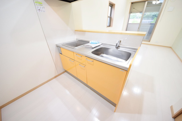 キッチン　～料理もまかせてねっ～