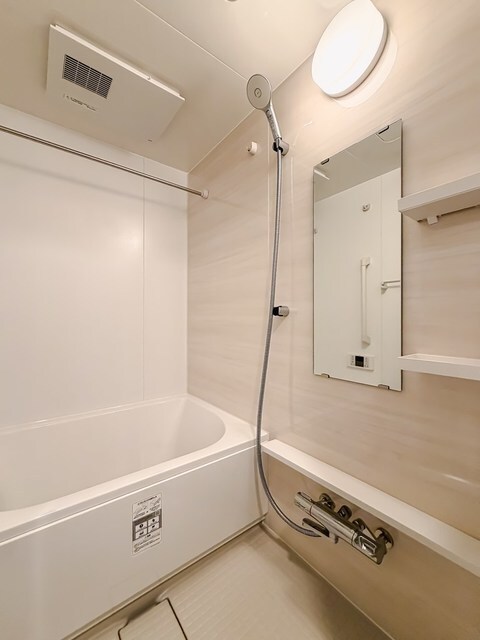 バス・シャワールーム　※写真は同タイプ住戸です。