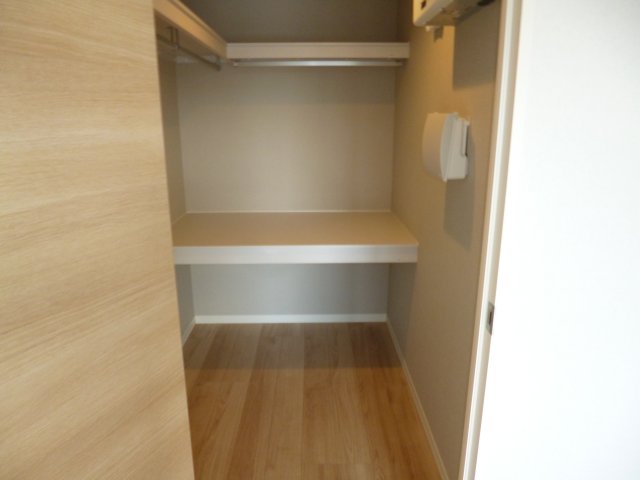 収納　ウォークインクローゼット