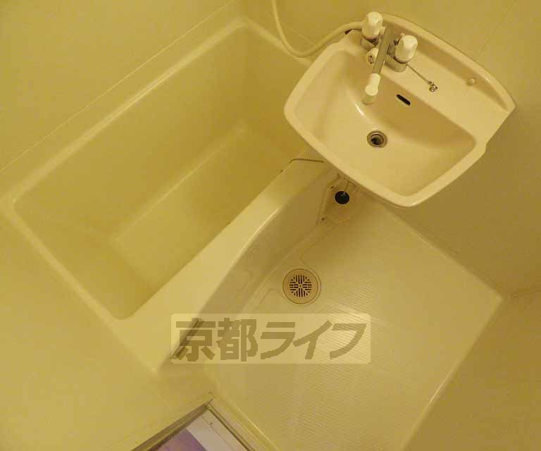 バス・シャワールーム　バスです。