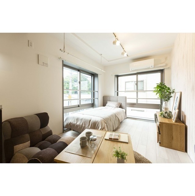 居室・リビング　家具・備品は付属しません