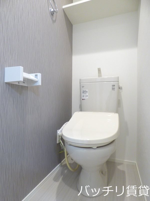 トイレ　同型タイプの為、現状を優先致します。