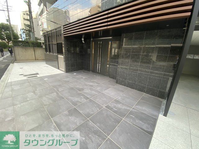 エントランス　庭